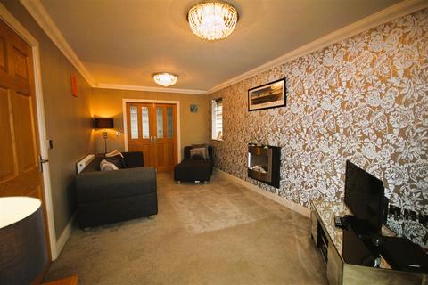 4 bedroom detached house for sale, Ness Grove, Cheadle