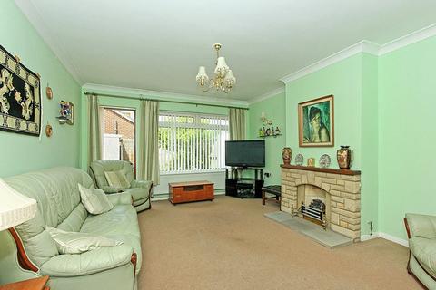 3 bedroom bungalow for sale, Chegworth Gardens, Tunstall, Sittingbourne, Kent, ME10