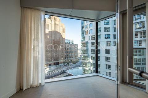 3 bedroom apartment for sale, Battersea Roof Gardens. Electric Boulevard, Battersea Power Station