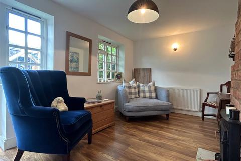 9 Abbey Square, Turvey, Bedford, MK43 8DJ
