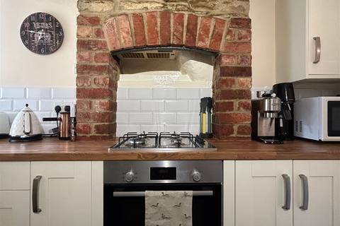 9 Abbey Square, Turvey, Bedford, MK43 8DJ