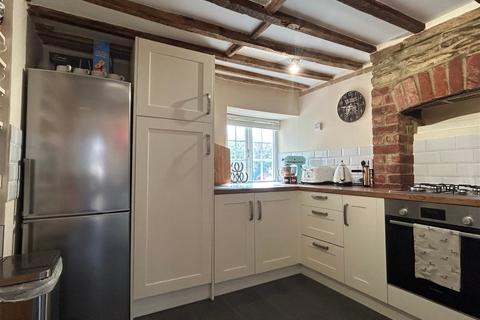 9 Abbey Square, Turvey, Bedford, MK43 8DJ
