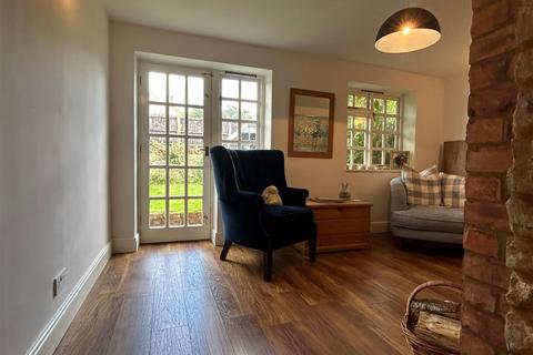 9 Abbey Square, Turvey, Bedford, MK43 8DJ