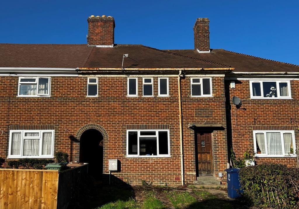 6 Dashwood Road, Oxford, Oxfordshire... 3 bed terraced house £260,000