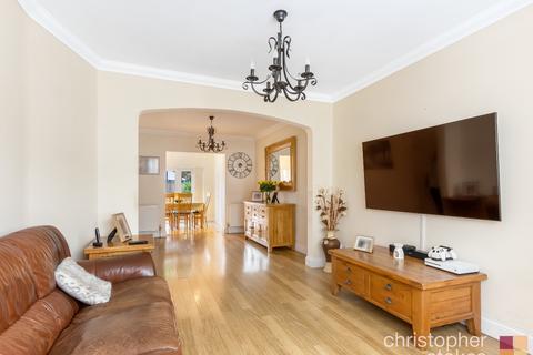 37 Eastfield Road, Waltham Cross, EN8 7HA
