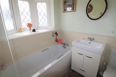 141 Howard Road, Upminster, RM14 2UQ