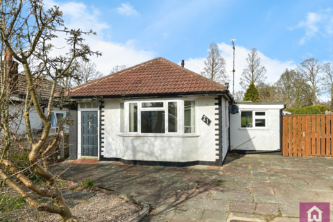 2 bedroom bungalow for sale, Oakfield Avenue, Upton, Chester, Cheshire, CH2