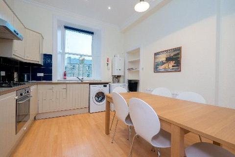 2 bedroom flat to rent, Dalkeith Road, Edinburgh, EH16