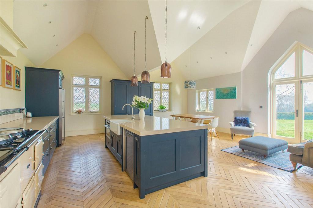 Kitchen/Dining