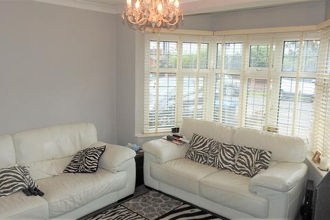 4 Wolsey Crescent, Morden, SM4 4TB