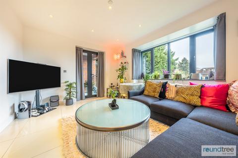 2 bedroom flat for sale, Ashley Lane, Hendon NW4