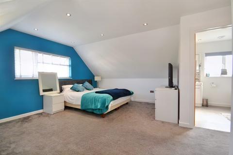 52 Anvil Crescent, Broadstone, BH18 9DZ