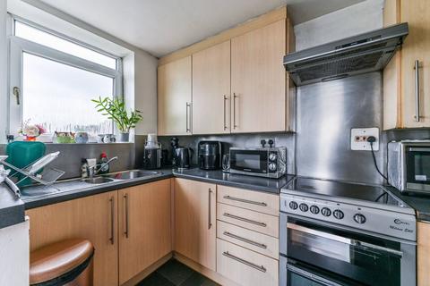 Flat 19, Pierrepoint Ross Road, London, SE25 6SD