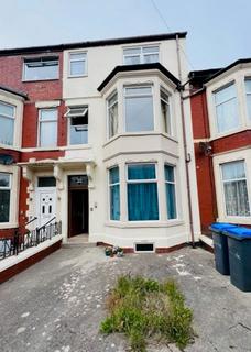 20 Knowle Avenue, Blackpool, FY2 9RX