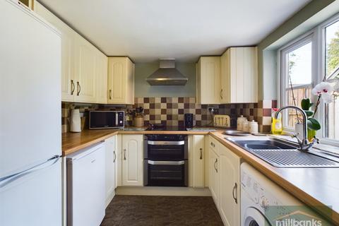 2 bedroom semi-detached house for sale - The Street, Rockland All Saints, Attleborough, Norfolk, NR17 1TP