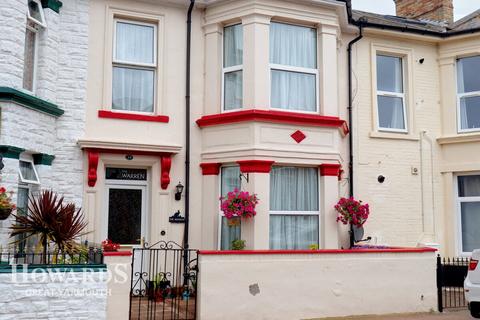 9 bedroom terraced house for sale - Trafalgar Road, Great Yarmouth