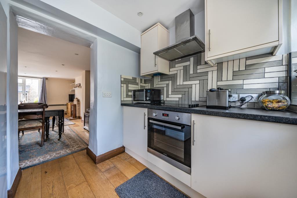 Hook Norton, Oxfordshire, OX15 3 bed cottage for sale £325,000
