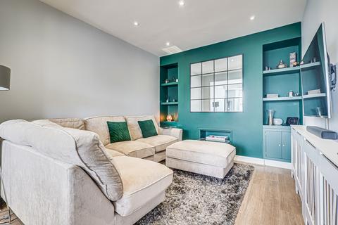 139 Wakering Road, Shoeburyness, Southend-on-sea, SS3 9TN