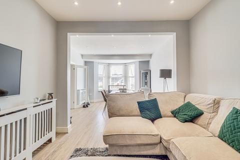 139 Wakering Road, Shoeburyness, Southend-on-sea, SS3 9TN