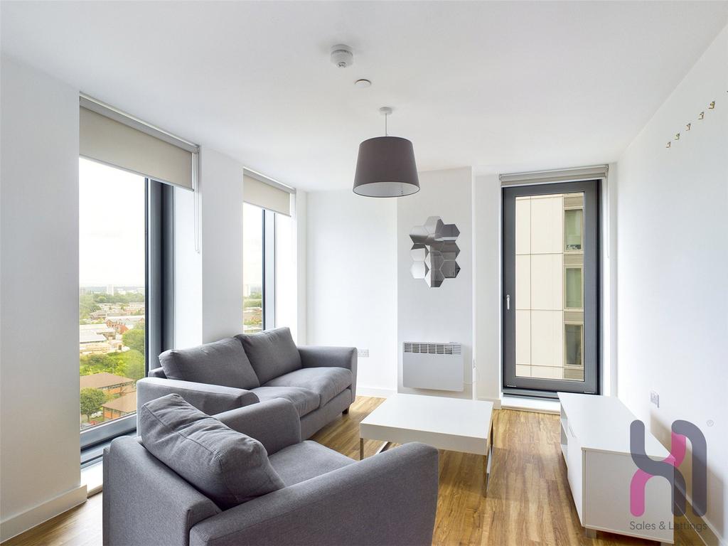 Media City, Michigan Point Tower B... 2 bed flat for sale £220,000