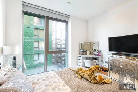 1 bedroom apartment to rent, Legacy Building, Embassy Gardens, SW11
