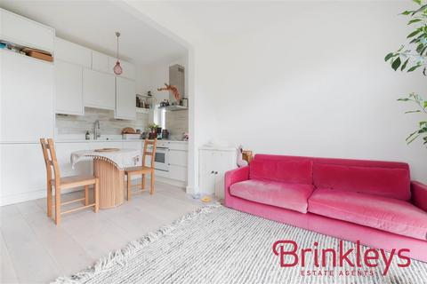 Flat 1, 1a Merton Hall Road, London, SW19 3PP