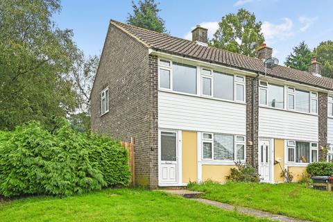 12 Parsonage Estate, Rogate, Petersfield, GU31 5HJ