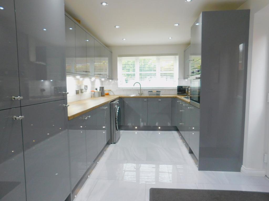 41 Kestrel Way (15)