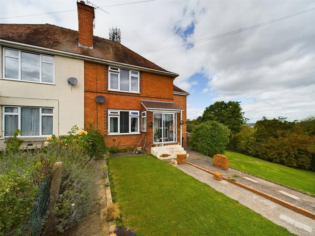 Laurel Road, Worcester, WR4 4 bed semidetached house for sale £260,000