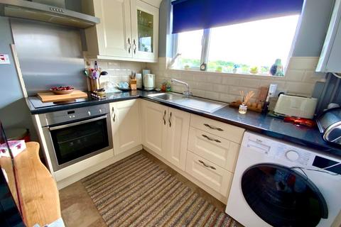34 Inlands Rise, Daventry, NN11 4DQ