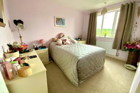 34 Inlands Rise, Daventry, NN11 4DQ