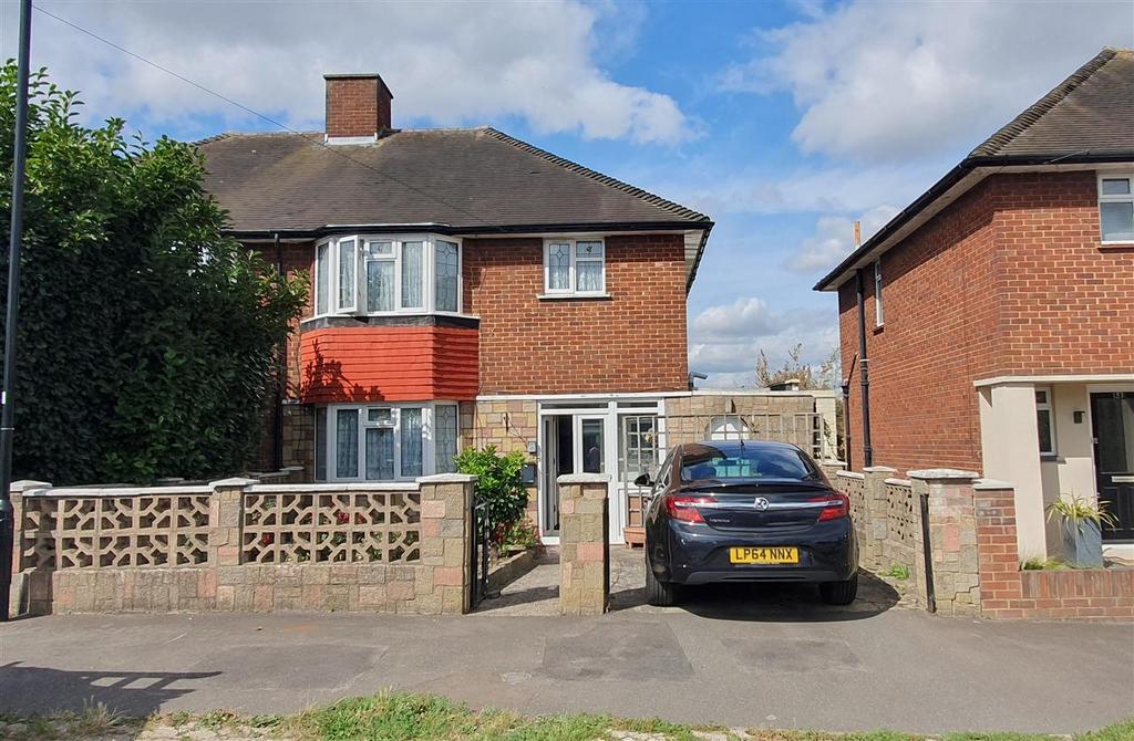 Wigley Road, Feltham 3 bed semidetached house £439,950