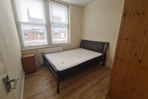 2 bedroom apartment to rent, Hereford House, Rushcroft Road, Brixton