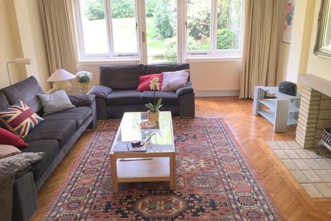 4 bedroom semi-detached house to rent, Ringwood Avenue, London