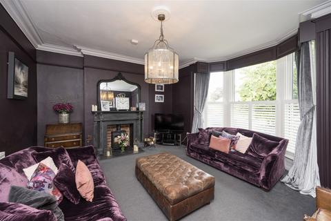 5 bedroom semi-detached house for sale - Forest Lane Head, Harrogate HG2