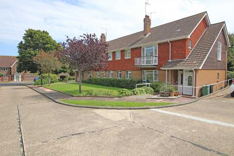 3 bedroom flat for sale, Collington Close, Eastbourne, BN20 7EX