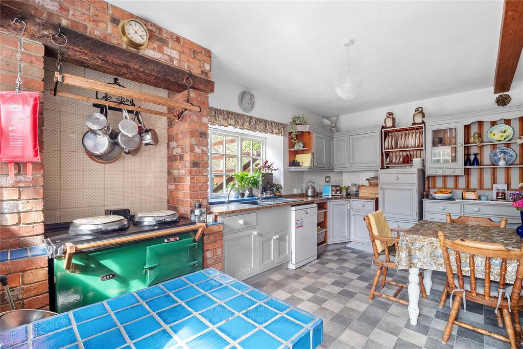 Bridport, Dorset 6 bed end of terrace house for sale £800,000