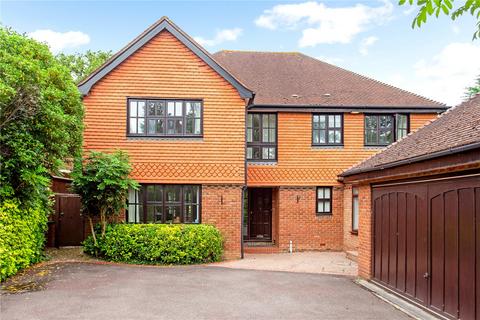 3 Uplands Drive, Oxshott, Leatherhead, KT22 0JD