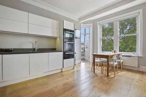 3 bedroom flat to rent, Cornwall Mansions, Cremorne Road, Chelsea, London