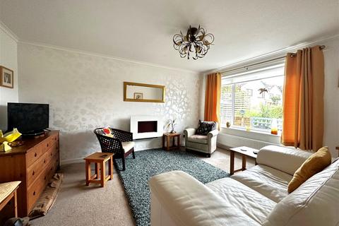 2 Brookside Close, Teignmouth, TQ14 9EA