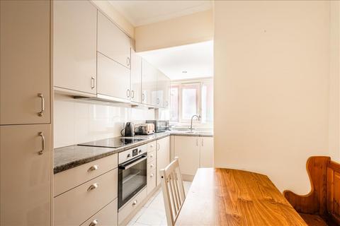 3 bedroom apartment to rent, Queen Alexandra Mansions, Kings Cross, WC1H