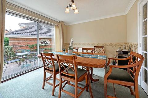 undefined, Fairford Close, Solihull, B91