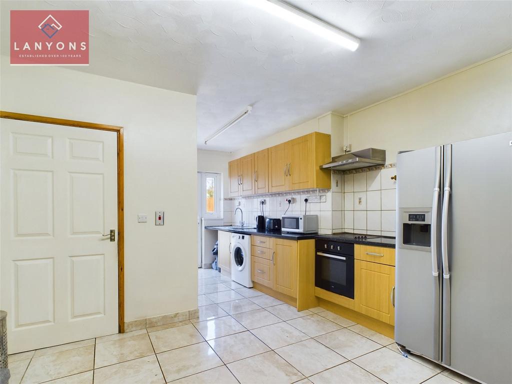 Clara Street, Ton Pentre, Rhondda Cynon Taff, CF41 3 bed terraced house