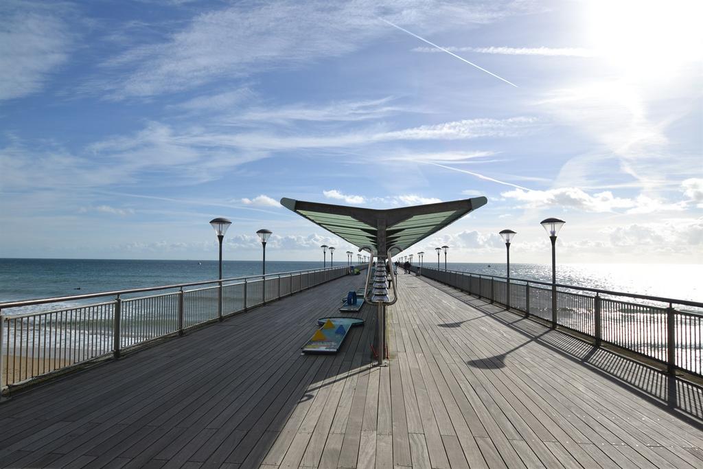 Pier