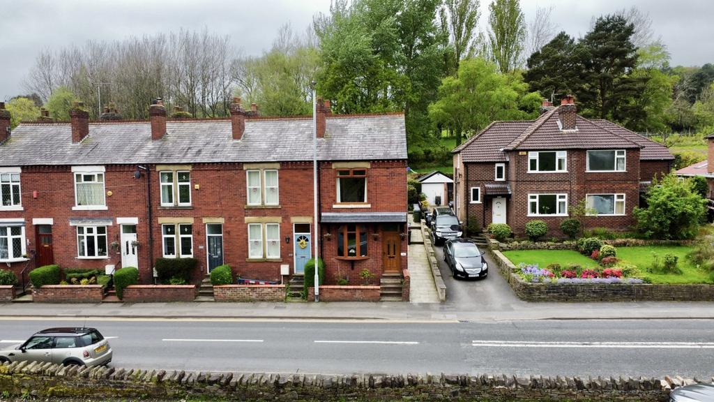 Strines Road, Strines, Marple, SK6 2 bed end of terrace house for sale