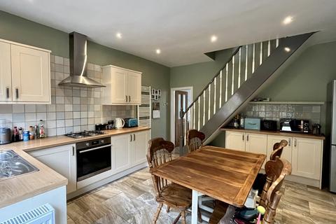 2 bedroom end of terrace house for sale, Strines Road, Strines, Stockport, SK6