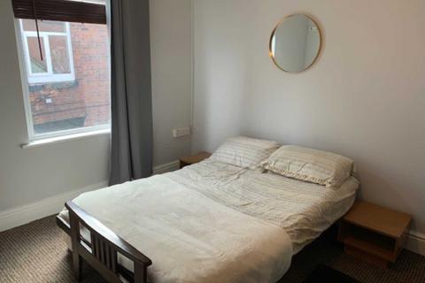 1 bedroom apartment to rent, Bradshawgate, Bolton
