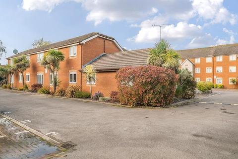 1 bedroom flat for sale, Windsor,  Berkshire,  SL4