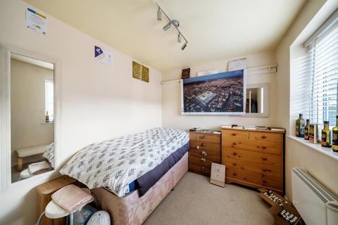 1 bedroom flat for sale, Windsor,  Berkshire,  SL4