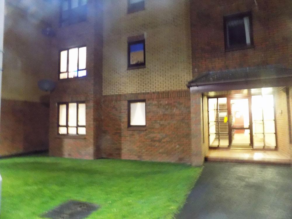 2 Bedroom Ground Floor Modern Flat